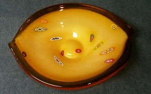 De colección. Borde ámbar de vidrio artístico Murano y centro opalescente amarillo con diseño Millefiori - Imagen 1 de 12