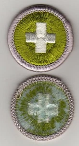 Seguridad (Silver Brd.) Insignia de mérito, tipo H, versión con respaldo azul (1972-2000), ¡como nueva! - Imagen 1 de 1
