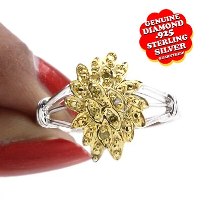 Anillo con racimo de diamantes naturales enchapado en oro blanco de 14 K en plata de ley Foto 1 de 4