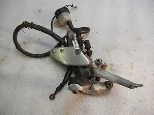 YAMAHA YZF1000CC THUNDERACE 1996 - 2004 REPOSAPIÉS LADO DERECHO CLAVIJA TRASERO - Imagen 1 de 7