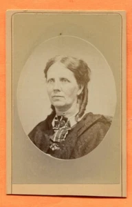 CDV Portrait einer jungen Frau um 1870 Bodenstempel - Bild 1 von 3