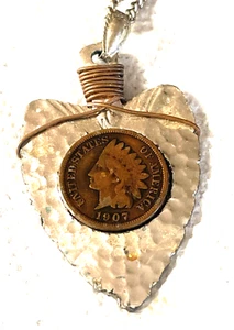 Colgante punta de flecha vintage con collar de flecha cabeza india 1907 Penny Arrow - Imagen 1 de 4