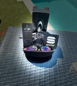 Oakley Racing Jacket OO9171 – NUOVI mai indossati – kit completo doppia lente - Foto 1 di 6