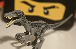 Jurassic World Gray/Blue Baryonyx Custom Lego Dinosaur Figure 75935 - Picture 1 of 3