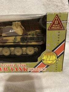 Panther V/A No.311 WWII German Medium Tank - Picture 1 of 13