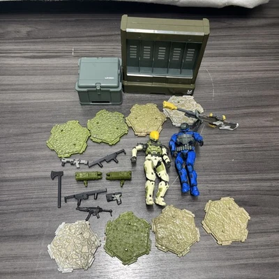 Halo Infinite World of Halo Lot 2 Jazwares Loose Figures And Accessories - Image 1 of 4