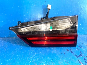 Original Lexus 17-22 RX350 RX450h luz trasera lámpara nuevo OEM 81580-0E090 derecha N96 - Imagen 1 de 5