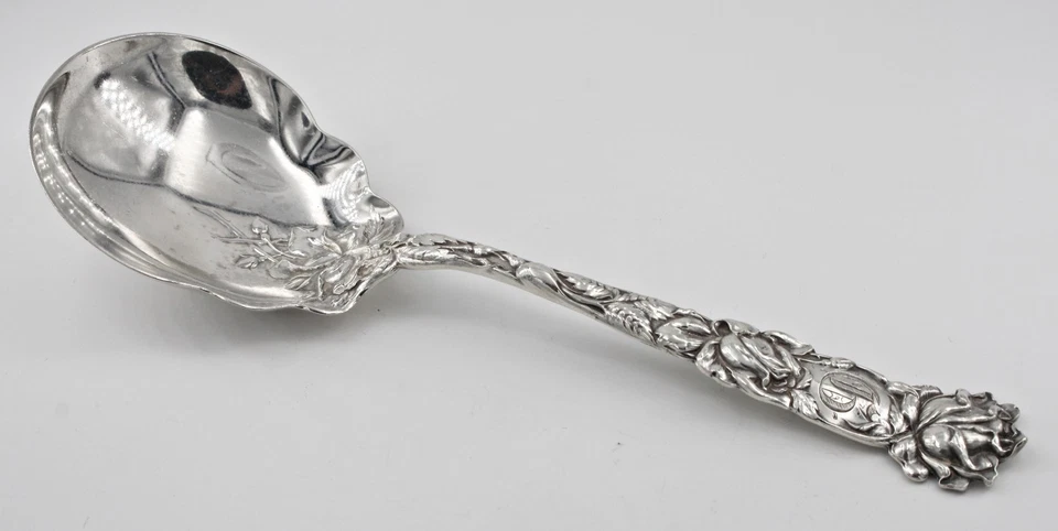 Ложка для салата ягодная однотонная Alvin свадебный розовый узор 9-1/8 дюйма с монограммой - Изображение 1 из 3