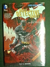 BATMAN Detective Comics v2: Scare Tactics; HB 232 pgs; #8-12, Ann #1; $17 coveru