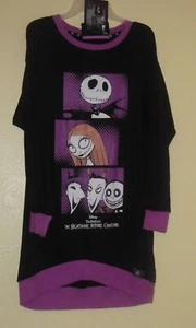 Disney Nightmare Before Christmas Women's Nightgown Sleepshirt Socks M 8/10 - Picture 1 of 2