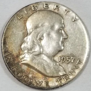 1957-P Franklin Half Dollar sehr schön getönt #04.30.24 - Bild 1 von 6