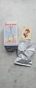 Boîte aveugle à breloque téléphone main dans main PopMart vous voyant Hacipupu - Photo 1/6