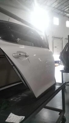 Conjunto de puerta trasera derecha usado lado trasero se adapta a: Kia K900 2015 sin automático suave c Foto 1 de 4