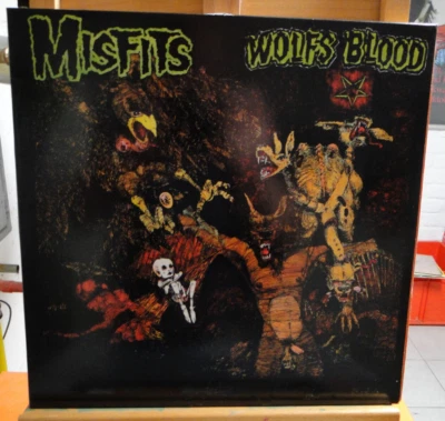 Misfits  Earth A.D./ Wolfsblood     Silver Labels - Bild 1 von 4