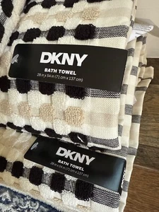 DKNY Black Tan White Gingham Check Bath Towels Set 2 ~New ~ - Picture 1 of 1