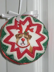 Hund; Bulldogge; mit Weihnachtsgeweih, 4 Zoll runde Neuheit Kugel, (#1) - Bild 1 von 2