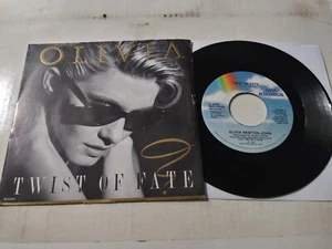 Olivia Newton-John – Twist Of Fate UNPLAYED Original 45 Record & Pic Sleeve 1983 - Picture 1 of 5