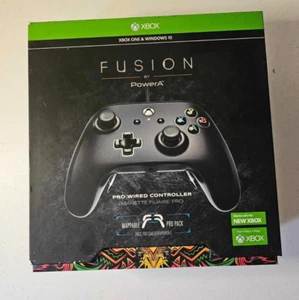 PowerA Fusion Pro Wired Xbox One X S Controller - Schwarz NUR VERPACKUNG - Bild 1 von 6