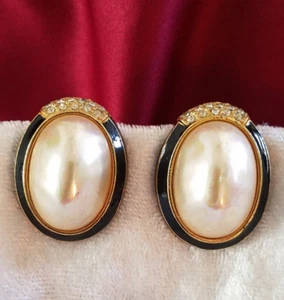 CINER Clip Earrings Black Enamel Crystal Gold Tone Faux Pearl Dome Oval - Picture 1 of 5
