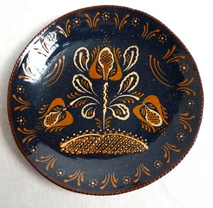 Plato redondo vintage Ned Foltz cerámica redware firmado Reinholds, PA 2000 - Imagen 1 de 4