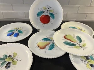 7 platos de ensalada Westmoreland con borde de cuentas de vidrio de leche frutas 7 1/4”, ¡como nuevos! - Imagen 1 de 7
