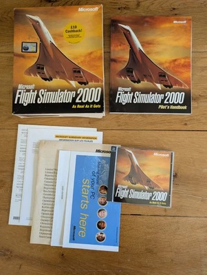 Microsoft Flight Simulator 2000, Pilot's Handbook, original box. - Image 1 of 4