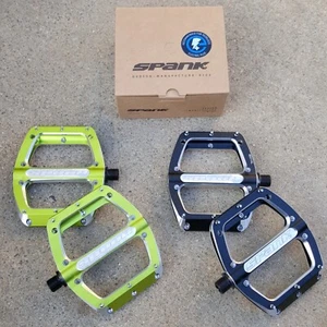 SPANK SPOON MEDIUM SEALED 9/16 FOR 3 PC CRANKS BIKE BICYCLE PEDALS SE REDLINE - Picture 1 of 3