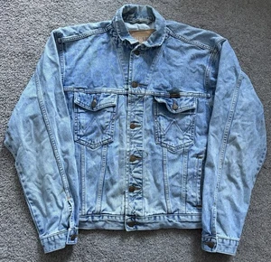 Vintage Wrangler Authentic Western Light Blue Denim Trucker Jacket Medium Mens - Picture 1 of 13