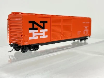 LNIB Kadee HO New Haven NH #40513 50’ PS-1 Boxcar W/ Scale Couplers - Image 1 of 4