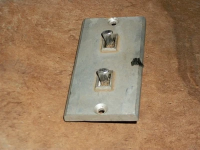 1963 1964 1965 LINCOLN CONTINENTAL POWER WINDOW SWITCH C3VB-14529-A - Imagem 1 de 4