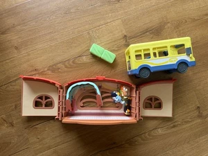 Bluey Calypso's Schul- und Schulbus mit Figuren unvollständig top - Bild 1 von 15