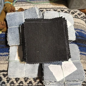 Denim Blue Jean Fabric Squares 4 " X 4 " Lot Of 208 Rag Quilt Lot 34 (22 Black) - Picture 1 of 2