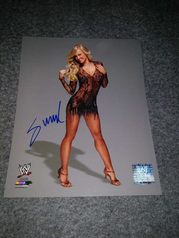 WWE NXT Summer Rae Danielle Moinet 性感亲笔签名 8 x 10 照片 — 第 1/1 张图片