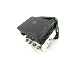 Volkswagen Golf Mk8 ABS Hydraulic Brake Pump Control Module 5WA614517CF - Picture 1 of 12