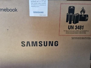 Samsung Chromebook 4 11.6" Intel Celeron 4GB RAM 32 GB eMMC Laptop- Platinum New - Afbeelding 1 van 3