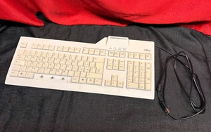 Fujitsu KB.SCR eSIG I Wired USB Keyboard S26381-K529-V185 ( Missing Space Bar ) - Picture 1 of 15