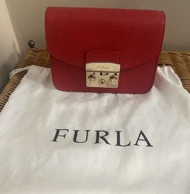 Furla Metropolis Ladies Pinkish-Red Leather Crossbody Bag With Gold Hardware GUC - Image 1 of 4