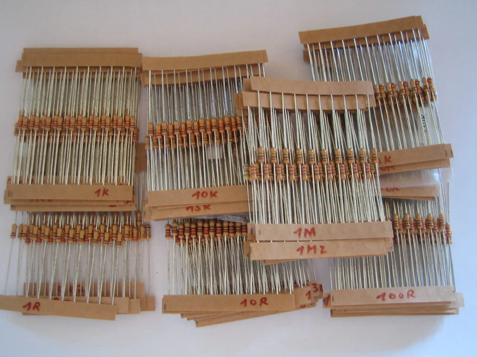 VISHAY / VITROHM Kohleschicht Widerstand 0,25W 5% 1 Ohm - 10MOhm Widerstand 0,25W