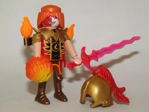 Playmobil Medieval Warrior Fire Knight w/ red crystal sword - C50 - Picture 1 of 3