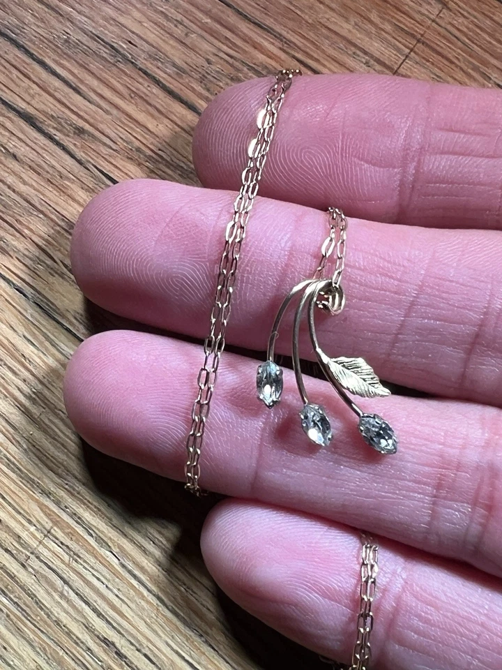 Vintage Krementz 10KT Yellow Gold Filled White Topaz Flower Pendant Necklace - Image 1 of 4