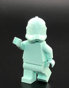 Clone trooper Phase 2 Monochrome Star Wars Mini-Fig Prototype Light Green - Picture 1 of 4