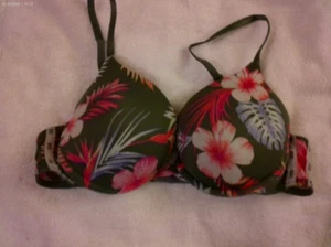 Y - ROSA POR V.S. / 36B / PUSH UP / VERDE Y ROSA FLORAL 💚💗💚💗💚💗💚💗💚 - Imagen 1 de 6