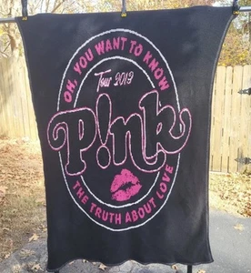 PINK The Truth About Love Tour Blanket 2013 Throw 65" X 42" P!NK - Picture 1 of 1