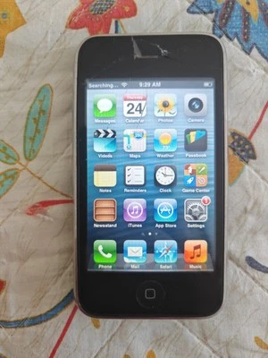 Apple iPhone 3GS 16gb A1303 Nero Black 2050 - Immagine 1 di 4