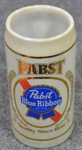 Piedra de cerveza cinta azul Pabst - Ceramarte hecha en Brasil - 6 3/8" de alto - sin astillas - Imagen 1 de 3