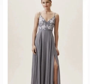 BHLDN Sadia blau/grau Blumenmuster bestickt Maxi-Brautjungfernkleid Damen Größe 4 - Bild 1 von 18