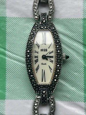 1928 Silver Tone Brass Case Women’s Quartz Watch - Image 1 of 4