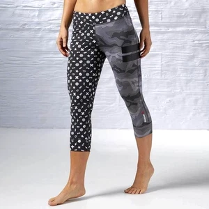 Reebok Damen 3/4 Tight Capri Hose Sport Fitness Skull Camouflage grau/schwarz - Picture 1 of 8