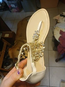 Just Fab Women's Size 10 Plastic Crystal Beaded Left Shoe - LEFT SHOE ONLY - Picture 1 of 9