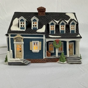 Dept 56 New England Berkshire House 5942-0 Retired 1989 w/ Box & Light Rare - Bild 1 von 7